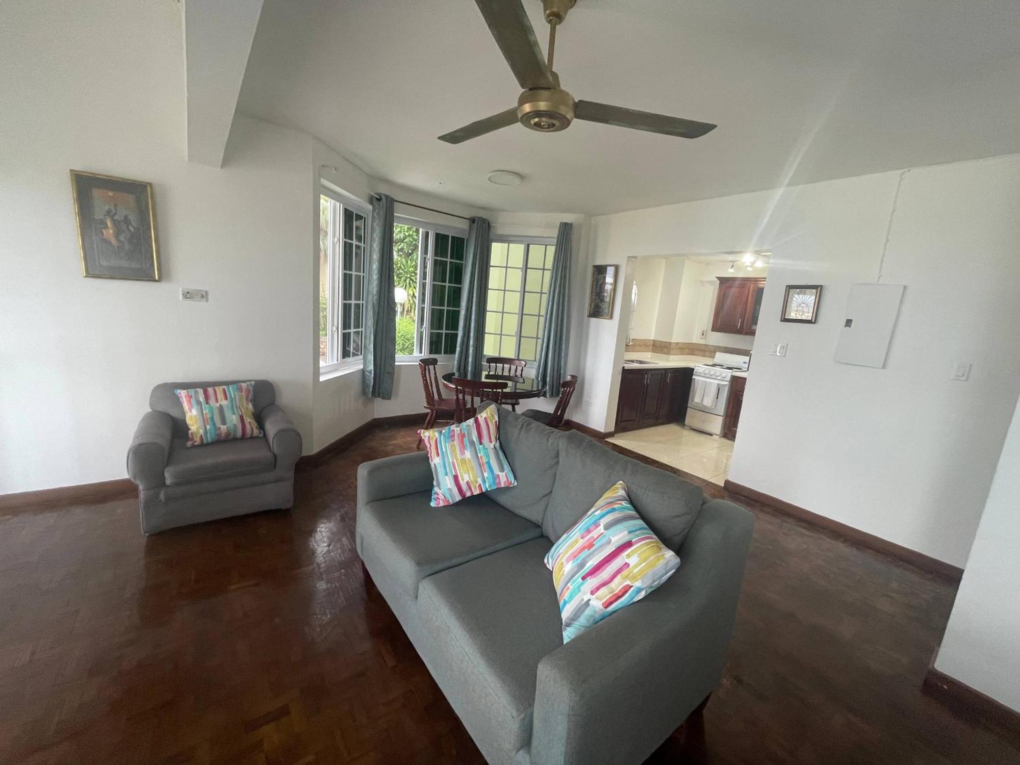 Oceanbreeze Jamaica Penthouse, 7-Minute Walk To Beach Ocho Rios Luaran gambar